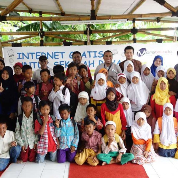 Internet Gratis untuk Sekolah Raya